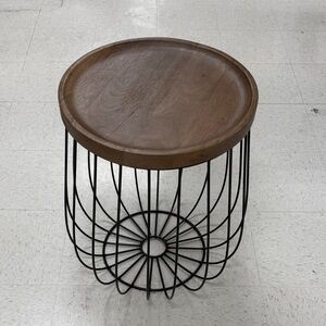Round Wooden Top Wire Base Side Table